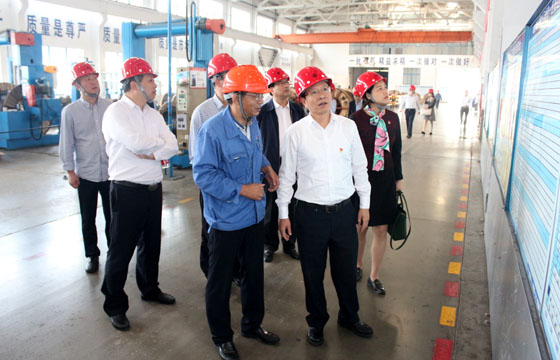 15722585583867044B31.jpg IMG_1935-1.jpg